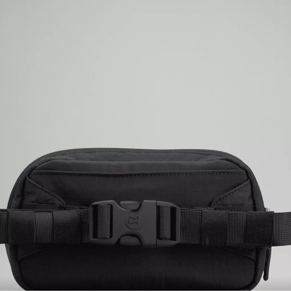 Lululemon | mini belt bag | black - Picture 6 of 12